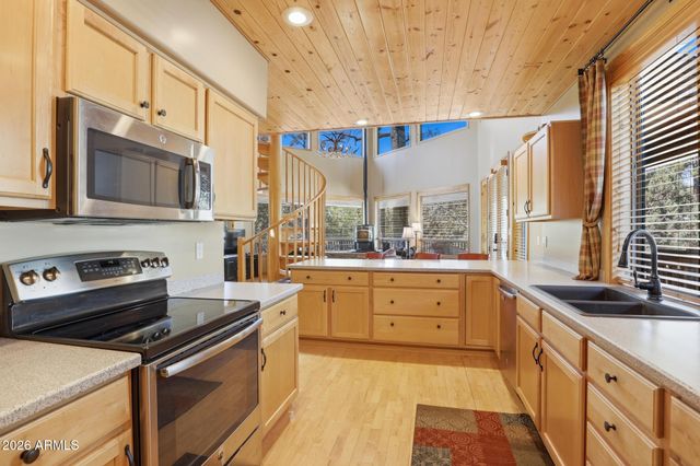 5588 W SOLITUDE TRAILS Loop, Pine, AZ 85544