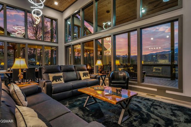 3382 Flintlock Lane, Sevierville, TN 37862