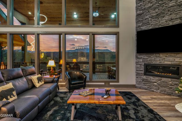 3382 Flintlock Lane, Sevierville, TN 37862