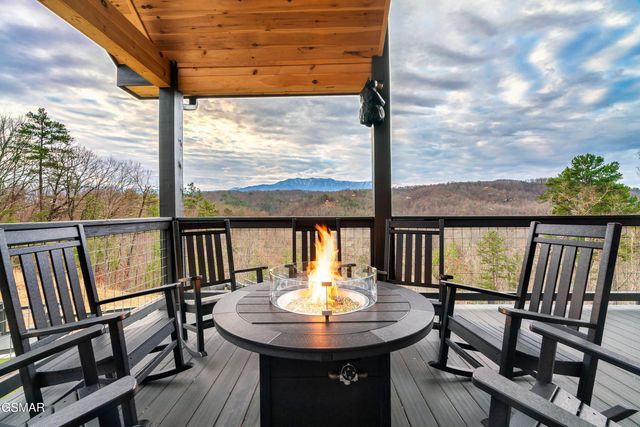 3382 Flintlock Lane, Sevierville, TN 37862