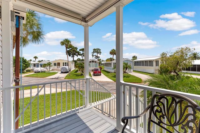 44 CROWN POINT DRIVE, Nokomis, FL 34275
