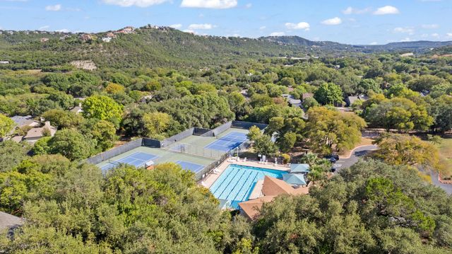7211 Lakewood DR C111, Austin, TX 78750