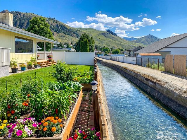 1308 Seneca Avenue S, Wenatchee, WA 98801