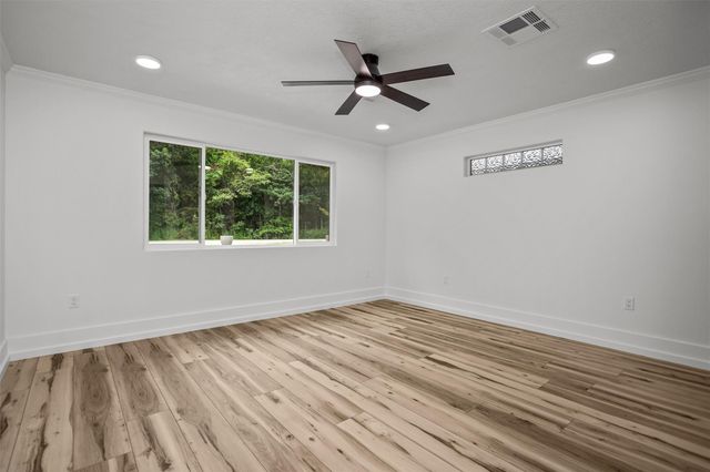 464 Sherwood Forest Drive W, Ivanhoe, TX 75979