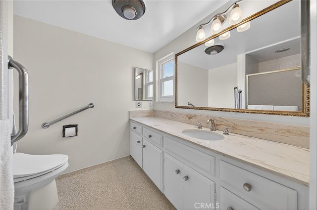 1635 E Ocean C4, Long Beach, CA 90802