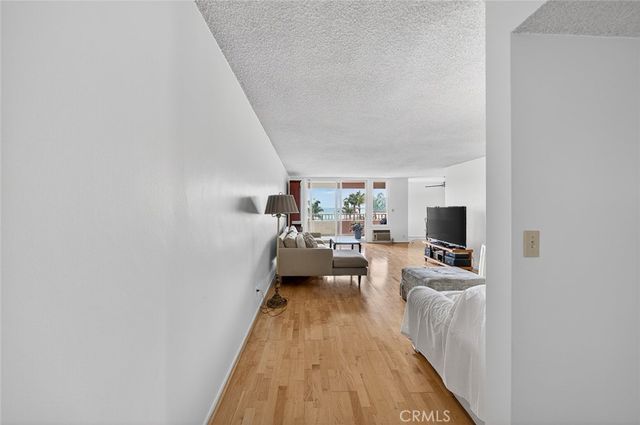 1635 E Ocean C4, Long Beach, CA 90802