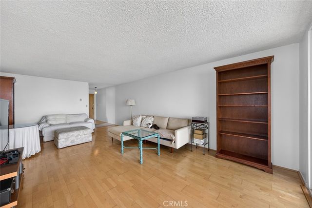 1635 E Ocean C4, Long Beach, CA 90802