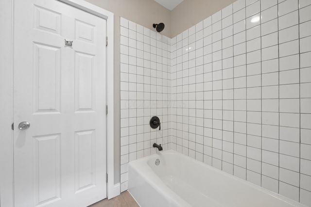 746 Sullivant Avenue, Columbus, OH 43222