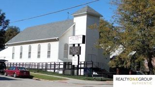 1468 S 13 Street, Omaha, NE 68108