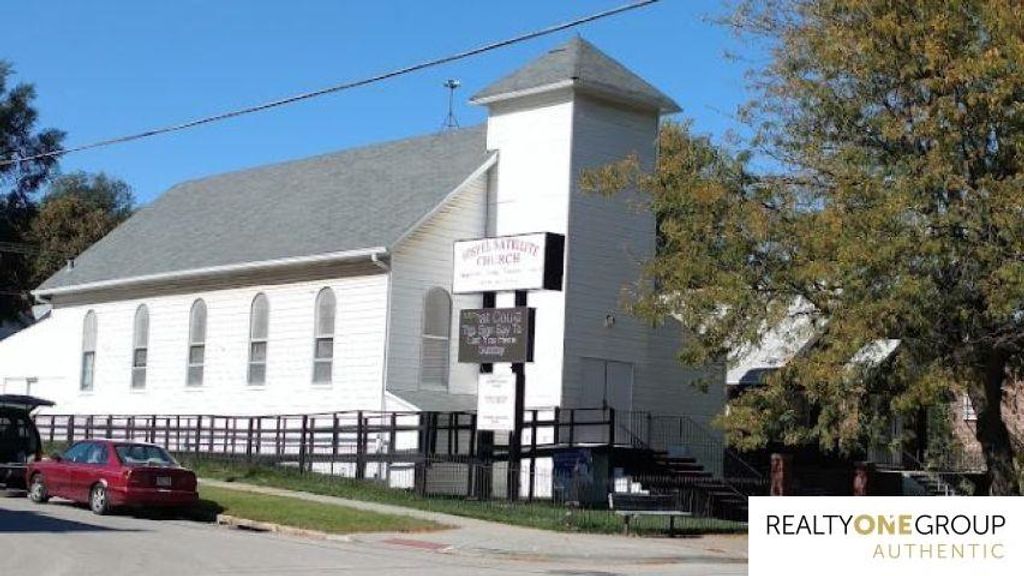1468 S 13 Street, Omaha, NE 68108