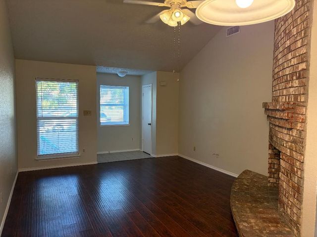 2909 Kathleen Lane, Euless, TX 76039