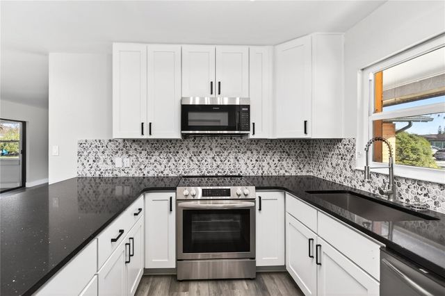 1503 CANAL COURT, Tavares, FL 32778