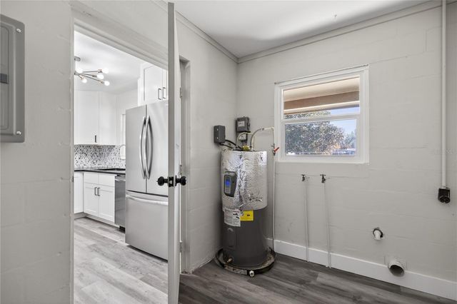 1503 CANAL COURT, Tavares, FL 32778