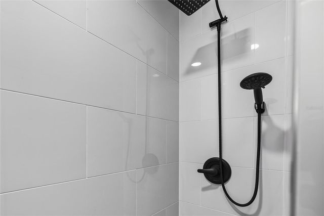 1503 CANAL COURT, Tavares, FL 32778