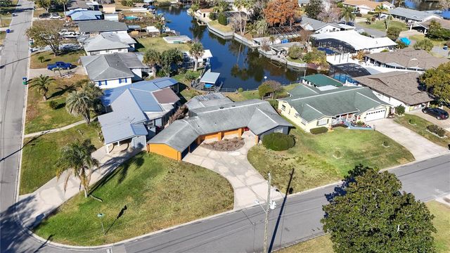 1503 CANAL COURT, Tavares, FL 32778