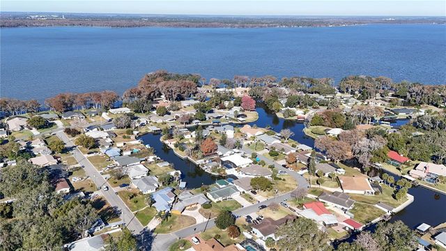 1503 CANAL COURT, Tavares, FL 32778