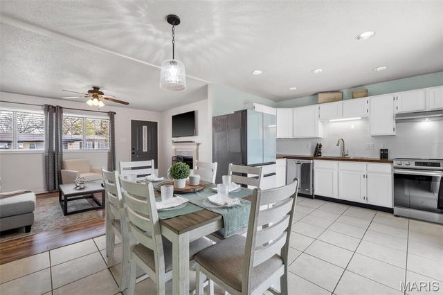 1045 Estes Drive, Florissant, MO 63031