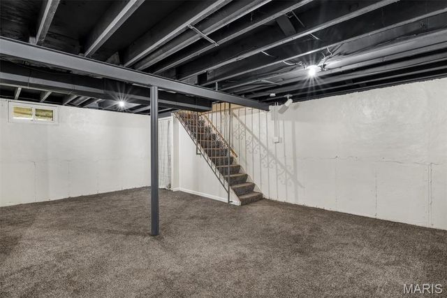 1045 Estes Drive, Florissant, MO 63031