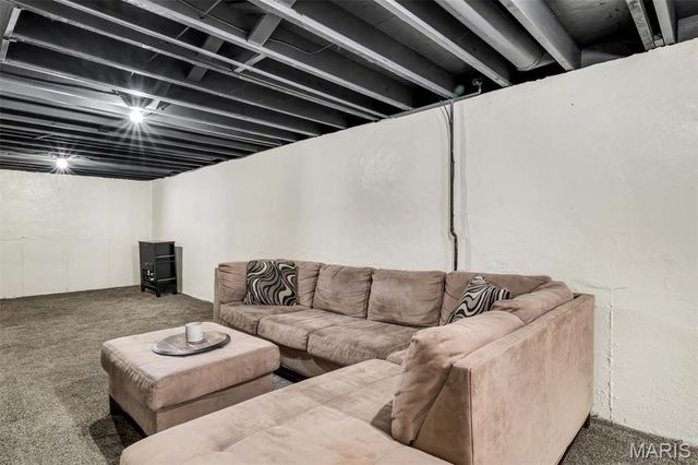 1045 Estes Drive, Florissant, MO 63031