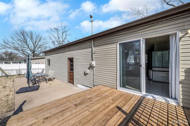 1045 Estes Drive, Florissant, MO 63031