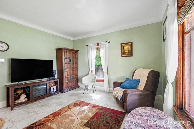 1207 Forbes Street, Kalamazoo, MI 49006