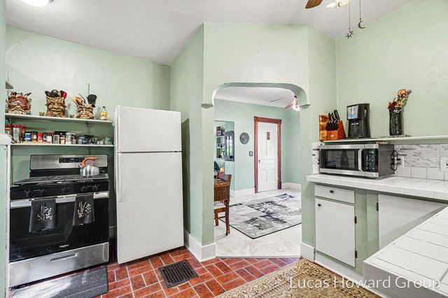1207 Forbes Street, Kalamazoo, MI 49006