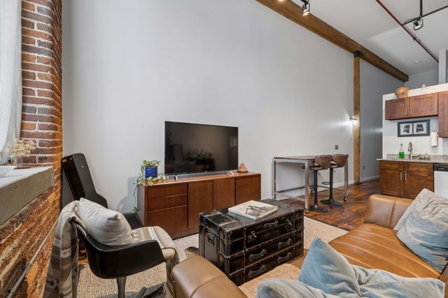 1350 Rosa L Parks Blvd Apt 335, Nashville, TN 37208