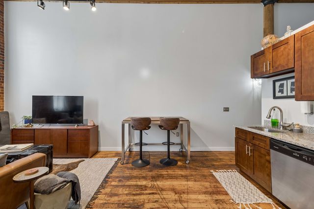 1350 Rosa L Parks Blvd Apt 335, Nashville, TN 37208