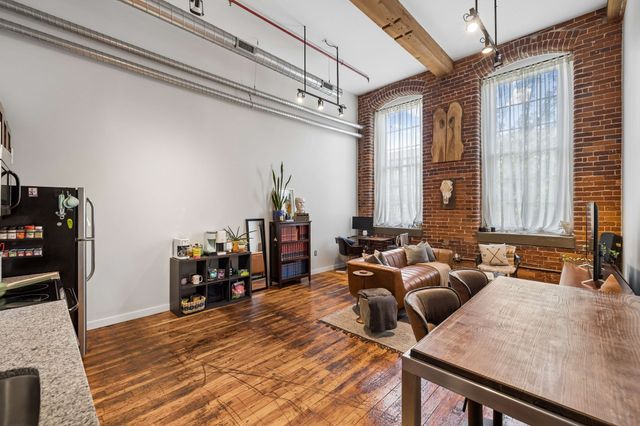 1350 Rosa L Parks Blvd Apt 335, Nashville, TN 37208