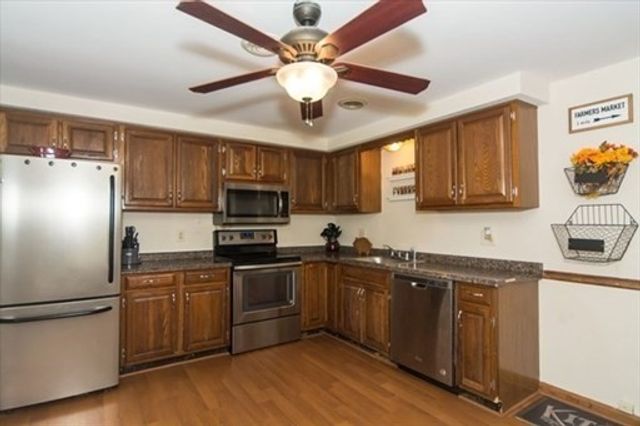 7 Village Way D, Norton, MA 02766
