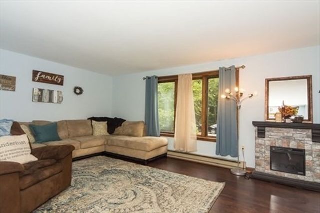 7 Village Way D, Norton, MA 02766
