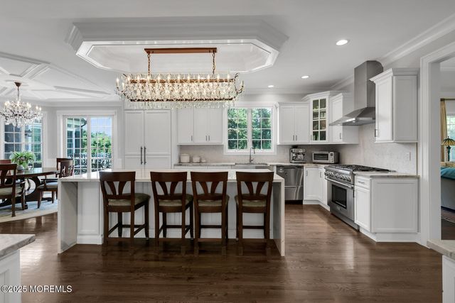 3 Bretwood Drive N, Colts Neck, NJ 07722