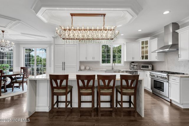 3 Bretwood Drive N, Colts Neck, NJ 07722
