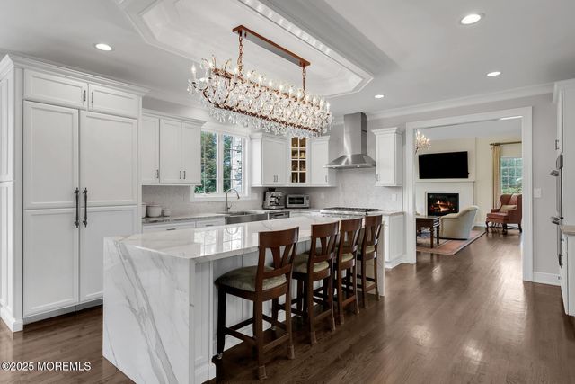 3 Bretwood Drive N, Colts Neck, NJ 07722