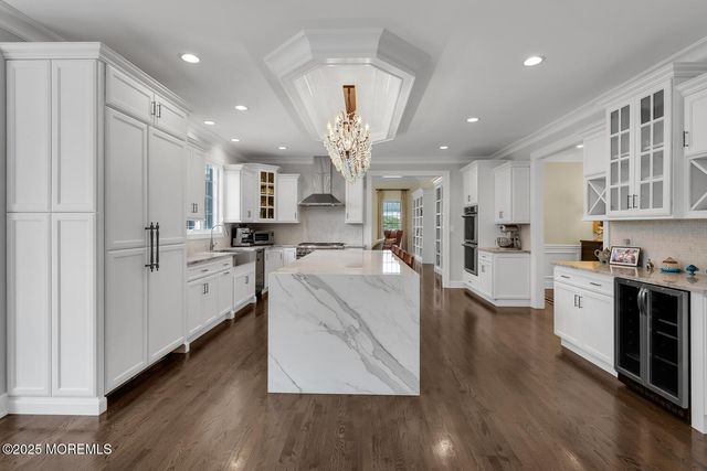 3 Bretwood Drive N, Colts Neck, NJ 07722