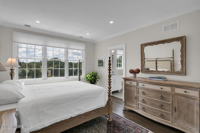 3 Bretwood Drive N, Colts Neck, NJ 07722