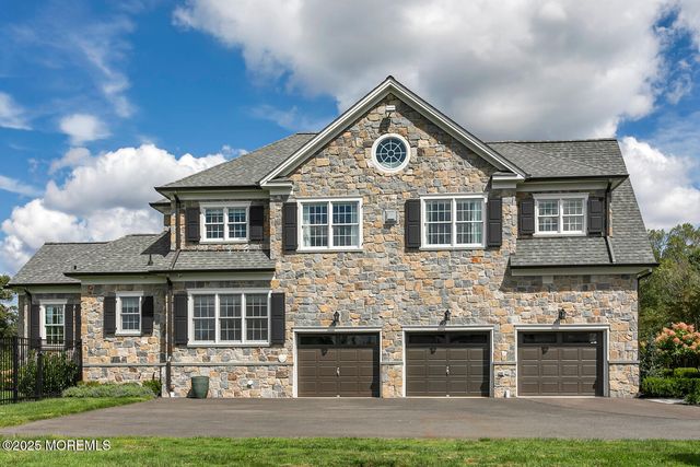 3 Bretwood Drive N, Colts Neck, NJ 07722