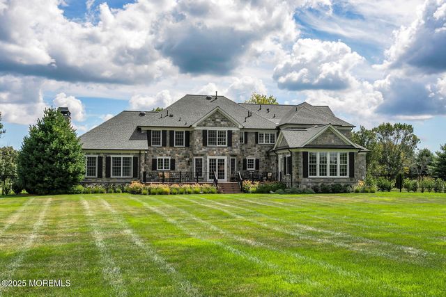 3 Bretwood Drive N, Colts Neck, NJ 07722
