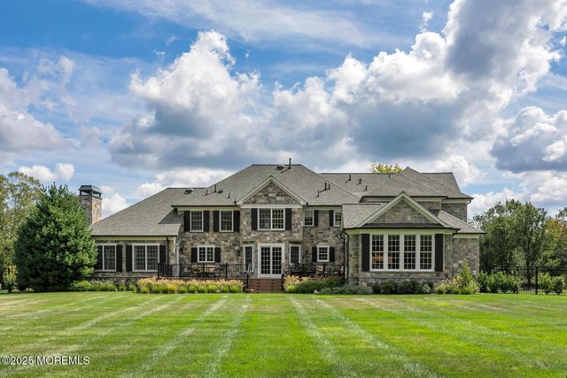 3 Bretwood Drive N, Colts Neck, NJ 07722