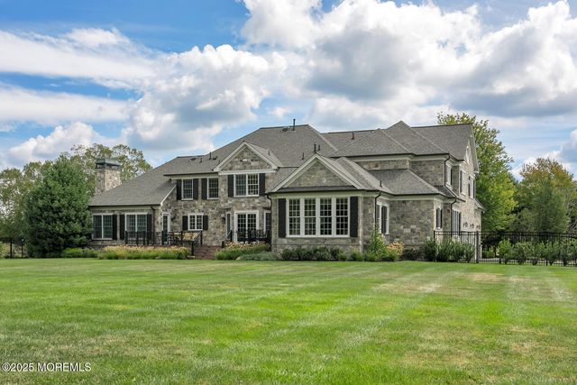 3 Bretwood Drive N, Colts Neck, NJ 07722