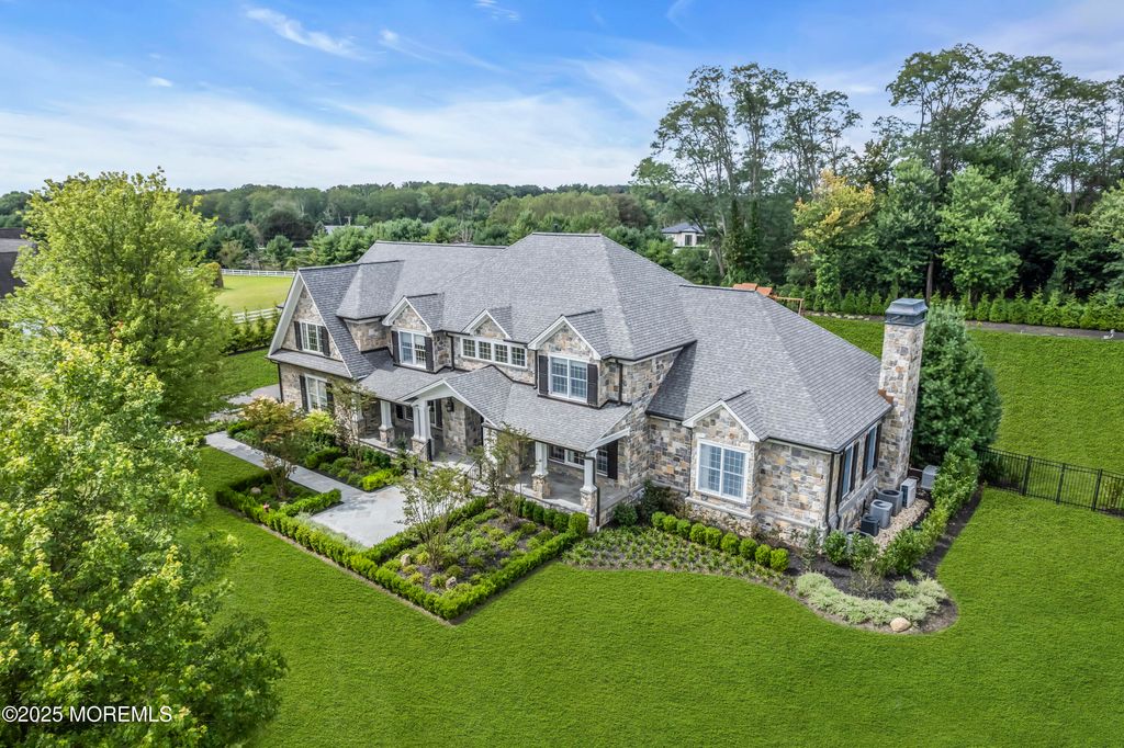 3 Bretwood Drive N, Colts Neck, NJ 07722