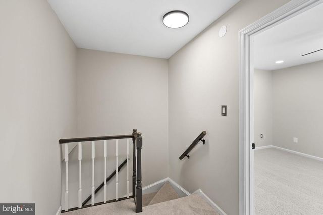 210 LEEDS CT E, Warrenton, VA 20186