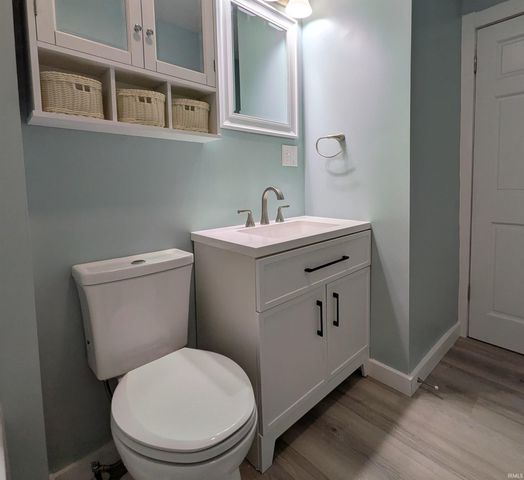 514 E Fairview Avenue, South Bend, IN 46614