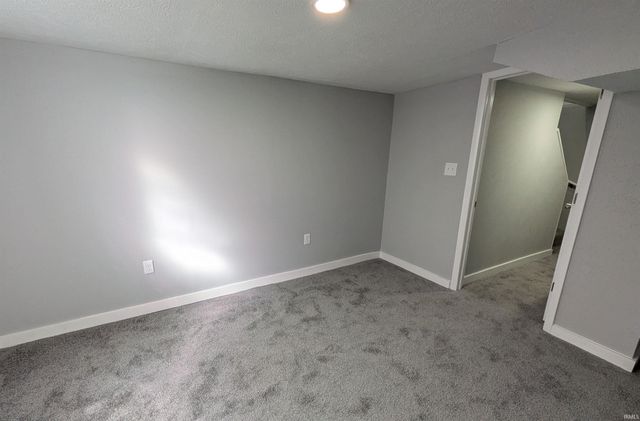 514 E Fairview Avenue, South Bend, IN 46614