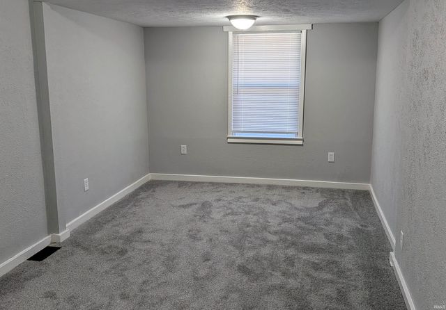 514 E Fairview Avenue, South Bend, IN 46614