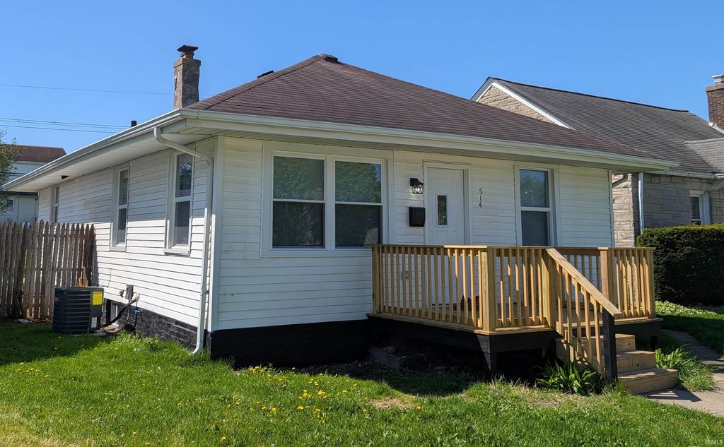 514 E Fairview Avenue, South Bend, IN 46614