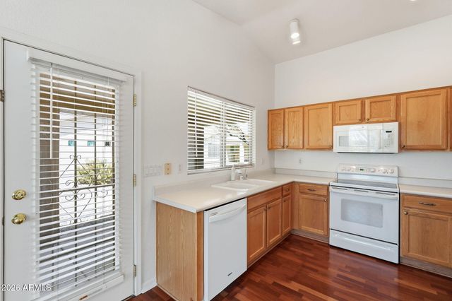 3354 E BELLERIVE Place, Chandler, AZ 85249