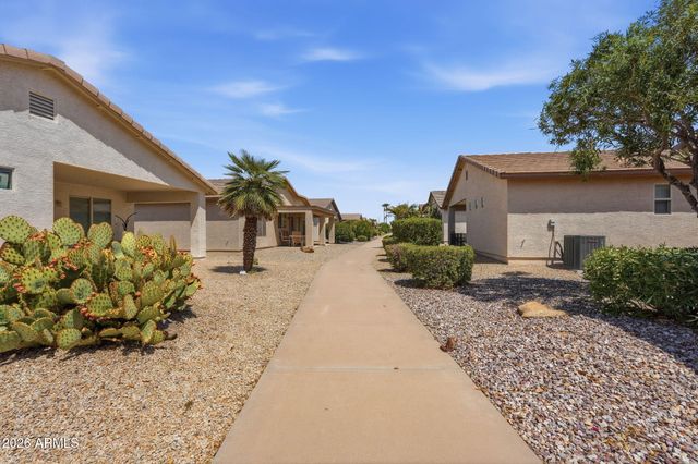 3354 E BELLERIVE Place, Chandler, AZ 85249