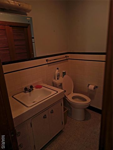 324 Elmwood Drive, St Charles, MO 63301