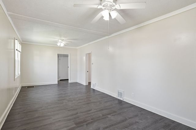 25 Victoria St., Springfield, MA 01104